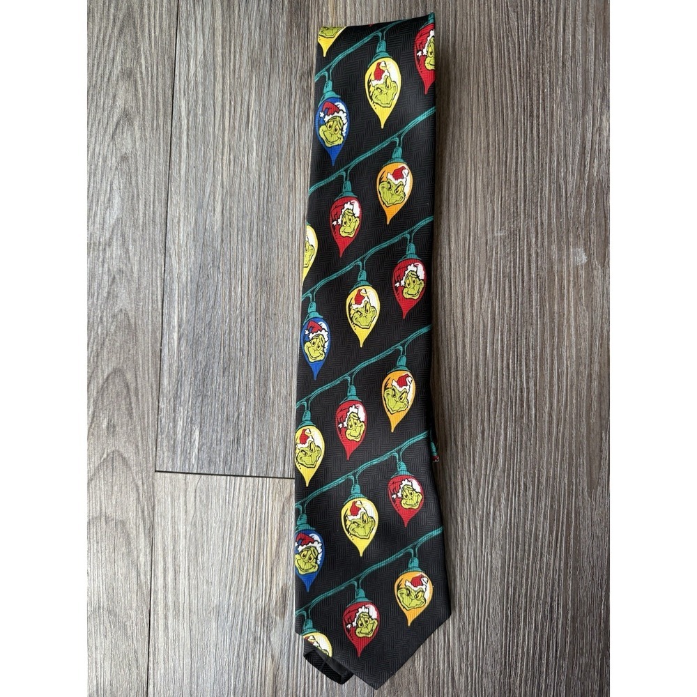 Dr. Seuss Grinch Christmas Holiday Neck‎ tie  Men's Festive Novelty Tie
